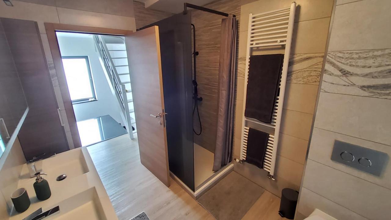 Chambre et sdb au 4ème étage et chambre et sdb au 2ème étage Bruselas Exterior foto
